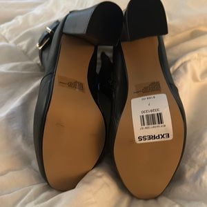 Leather upper synthetic sock lining high boots, platform